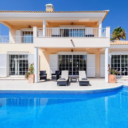Casa At Varandas Do Vila